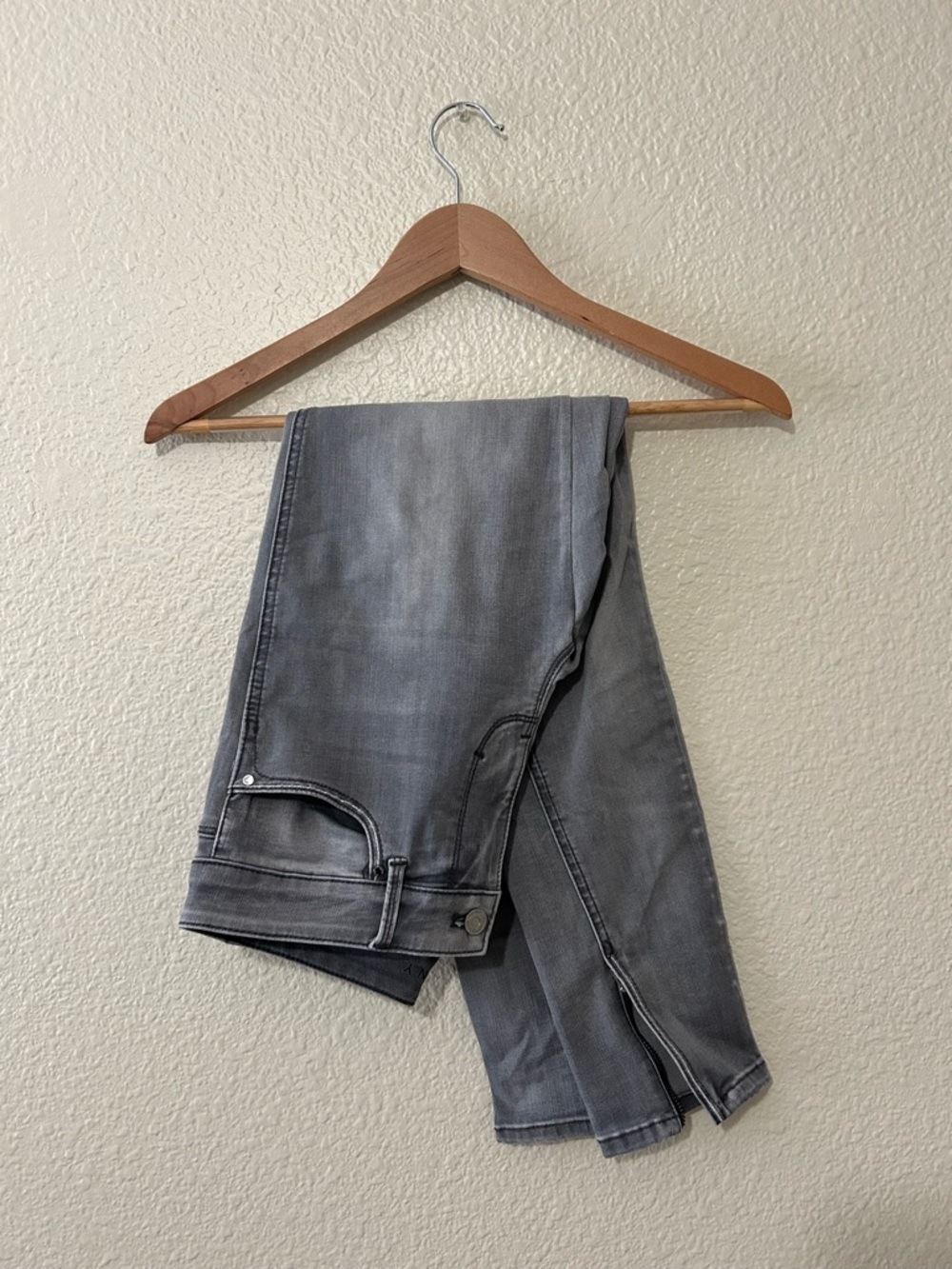 White House Black Market The Skinny Ankle Women's Skinny Jeans - Gray